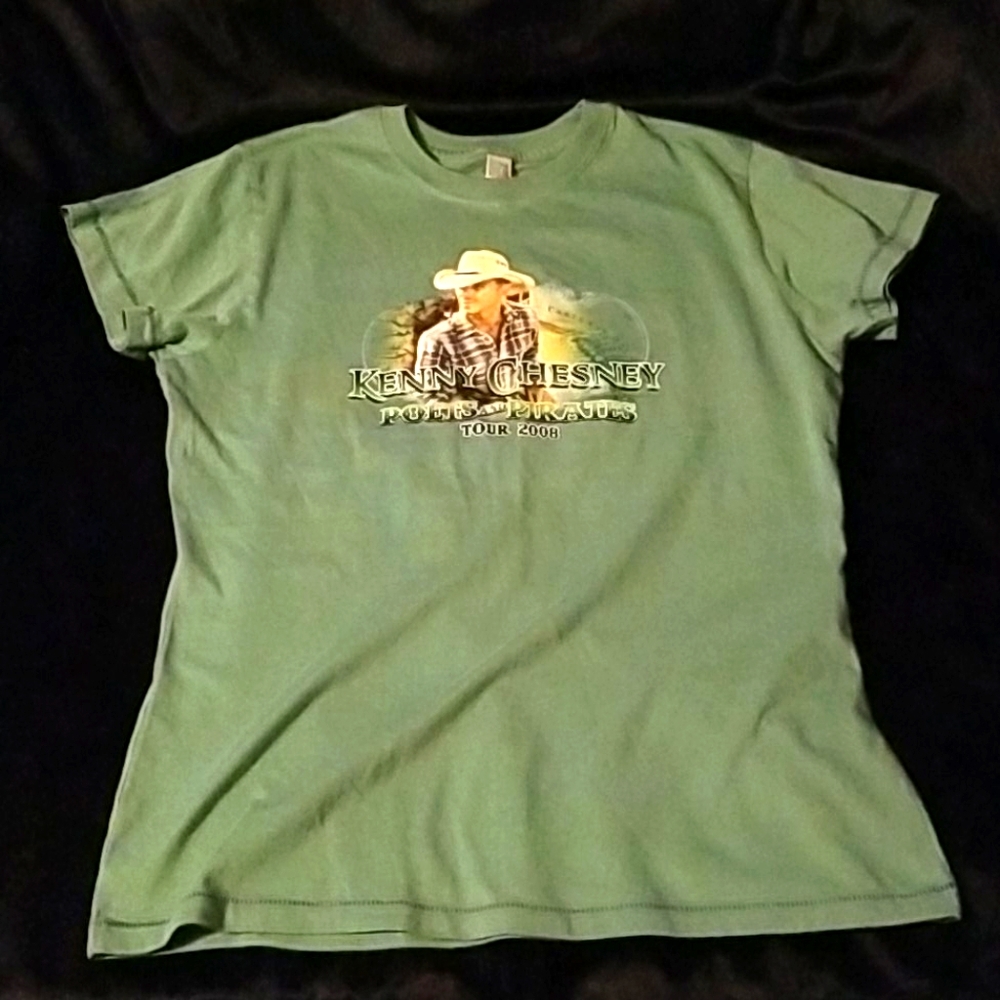 Kenny Chesney. Juniors XL tee